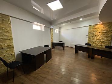 кресла офисные: Аренда офисов, 165 м², В жилом комплексе, 1 линия, С отдельной кухней, С отдельным входом — 3