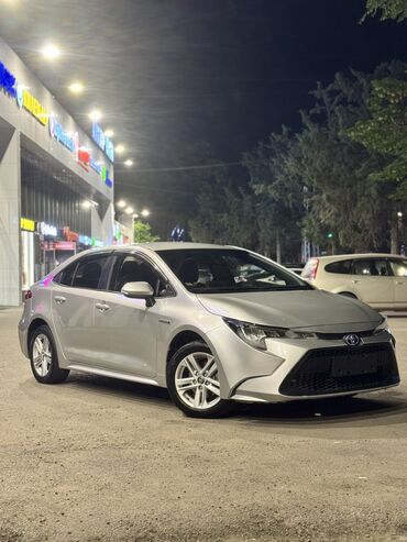 runx alex: Toyota Corolla: 2020 г., 1.8 л, Автомат, Гибрид, Седан