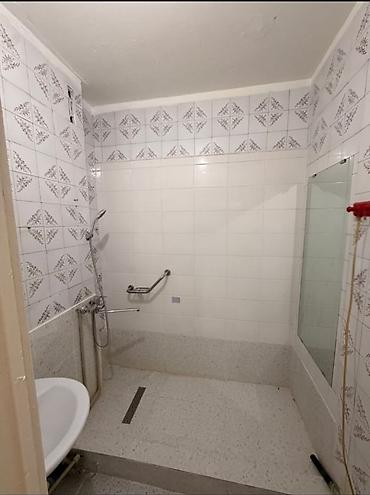 Продажа квартир: 4 комнаты, 99 м², 12 мкр 106 серия, 1 этаж, Старый ремонт — 8