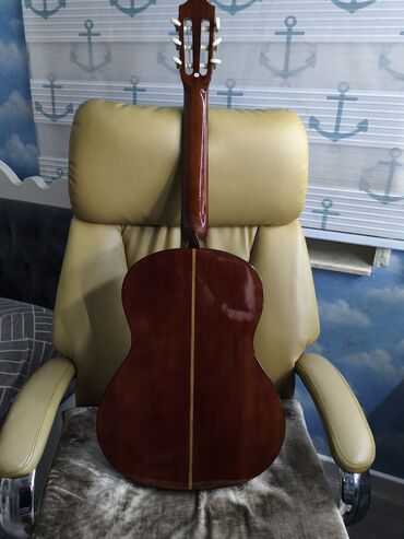 Klassik gitaralar: Salam klassik gitara satılır. 2 aydi alinib çox səliqəli istifadə -da lalafo.az — 3 Klassik gitaralar: Salam klassik gitara satılır. 2 aydi alinib çox səliqəli istifadə — 3