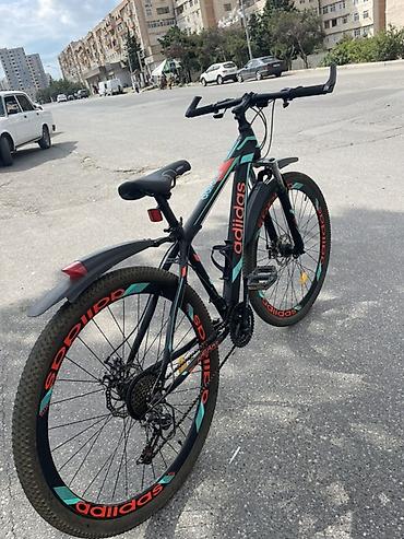 Şəhər velosipedləri: İşlənmiş Şəhər velosipedi Adidas, 29", sürətlərin sayı: 21, Pulsuz çatdırılma — 3