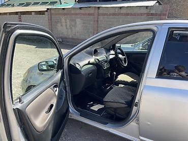 тойота vits: Toyota Vitz: 2003 г., 1.3 л, Автомат, Бензин, Хэтчбэк — 6