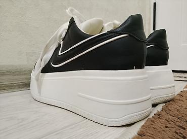 Кроссовки и спортивная обувь: Кроссовки, 36, Nike, Новый, цвет - Черный — 5