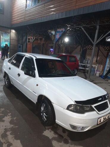 Daewoo: Daewoo Nexia: 2011 г., 1.6 л, Механика, Бензин, Седан