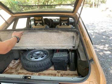 Москвич: Москвич 2141: 1990 г., 1.5 л, Механика, Бензин, Хэтчбэк — 22