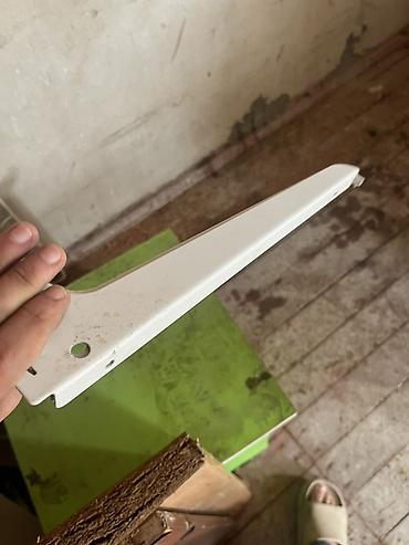 divar refi: Rəf dayağı mağaza bağlanıb ordan götürülüb işlənməyə hazır dik də var — 1