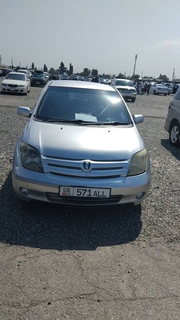 срочна сатылат машина: Toyota ist: 2003 г., 1.5 л, Автоматические, Бензин, Хэтчбэк