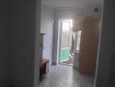 Долгосрочная аренда домов: 35 м², 2 комнаты, Утепленный, Забор, огорожен
