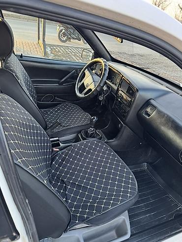 Volkswagen: Volkswagen Passat Variant: 1992 г., 1.8 л, Механика, Бензин, Универсал — 7