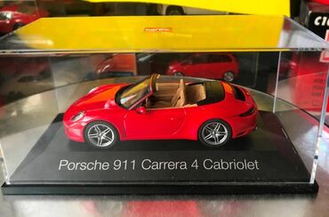 Avtomobil modelləri: Kolleksiya ücün avtomobil modeli Porsche 911 991 Carrera 4 cabriolet — 6