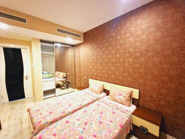 Uzunmüddətli kirayə mənzillər: Səbail rayonu, elit yaşayış kompleksi - “Port Baku”da 3 otaqlı mənzil — 15