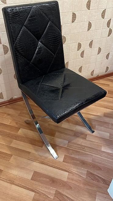 Mebel: Dəst – mərmər effektli masa və 4 ədəd stul Endirim olundu 330 manat — 2