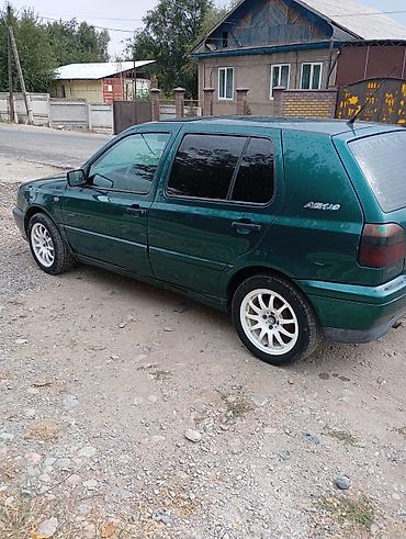 стол от срв: Volkswagen Golf: 1995 г., 1.8 л, Механика, Бензин, Кроссовер — 2