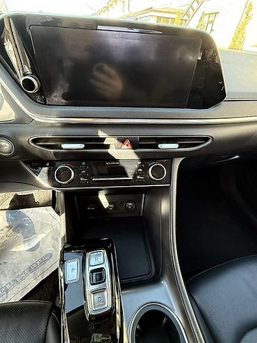 Hyundai: Hyundai Sonata: 2019 г., 2 л, Автомат, Газ, Седан — 12