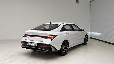 Hyundai: Hyundai Elantra: 2024 г., 1.5 л, Автомат, Бензин, Седан — 7