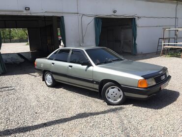 100 ауди: Audi 100: 1986 г., 2.2 л, Механика, Бензин, Седан