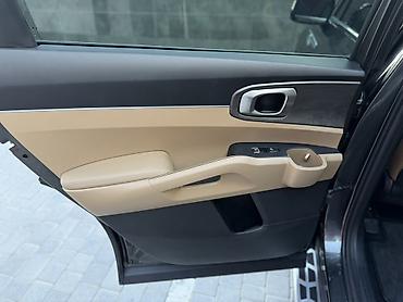 кич саренто: Kia Sorento: 2026 г., 2.5 л, Бензин, Кроссовер — 10