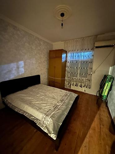 sekide: Ev naxcivaniski liseyin yaxinliginda Polad Hesimov parkina yaxin yerde — 2