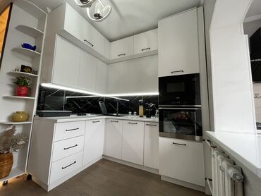 Шкафы-купе: Шкаф купе на заказ выстроенный шкаф купе — 25