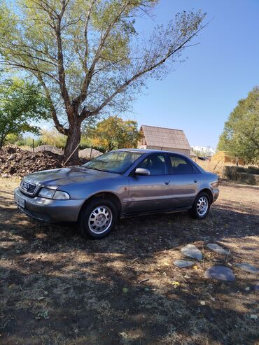 Audi: Audi A4: 1995 г., 2.6 л, Механика, Бензин, Седан — 16