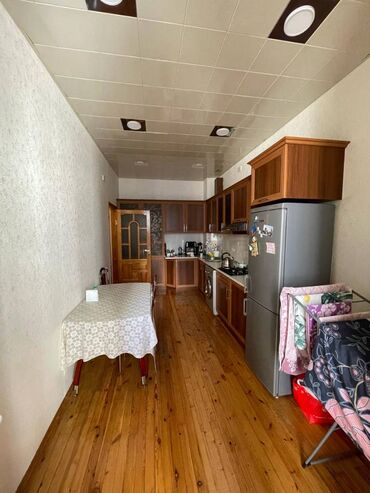 Uzunmüddətli kirayə mənzillər: Kirayə mənzil – Nərimanov metrosuna yaxın. Heydər Əliyev Mərkəzinin — 6