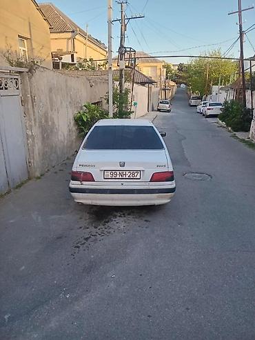 rezistor: Peugeot Pars sedan – ağ rəng, 4 qapı, öndən‑çəkişli. Xüsusiyyətlər: - — 4