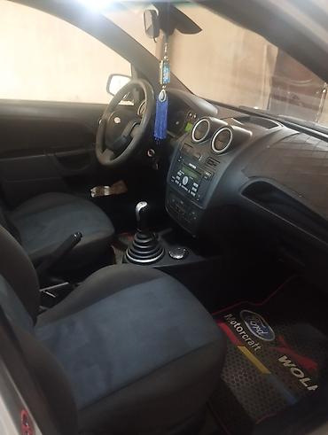 ford resor: Ford Fiesta: 1.6 l | Hetçbek — 5