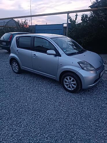 авто зикир: Daihatsu Sirion: 2008 г., 1.5 л, Механика, Бензин, Хэтчбэк — 3