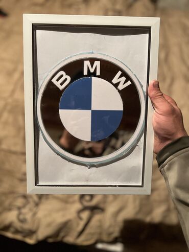 продаю рога: Bmw Портрет из Стекла продано для заказа пишите на WhatsApp