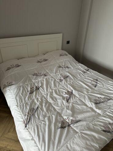 Текстиль: Одеяло+плед (евро)

Одеяло невероятно комфортное и уютное 
1500с
