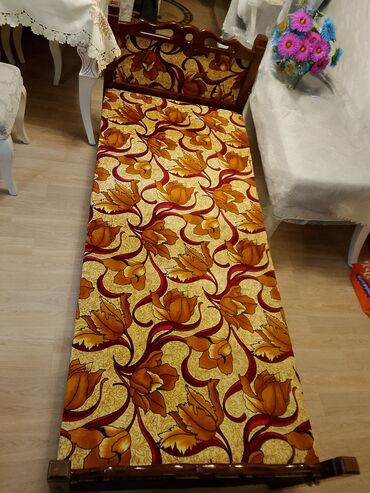 tek adamliq yataq: Təknəfərlik çarpayı, Bazasız, Matras ilə, Siyirməsiz
