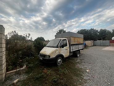 7 nəfərlik avtomobillər: Yük daşımaq üçün bortlu yük avtomobili. Avtomobil açıq platformalı — 1