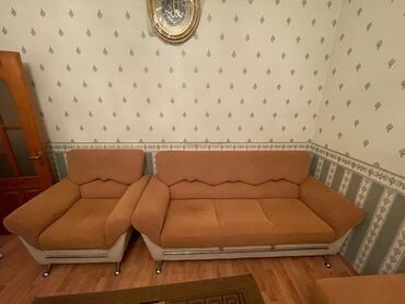 Divan və kreslo dəstləri: İşlənmiş, Divan, 2 kreslo