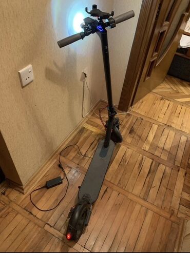 Aş qazanı: Elektrik skuter Tam işləkdir problemsiz UMİCO dan alınıb. 3 sürət
