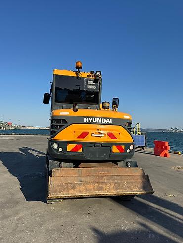 водный мото: Экскаватор, Hyundai, Колесный — 7