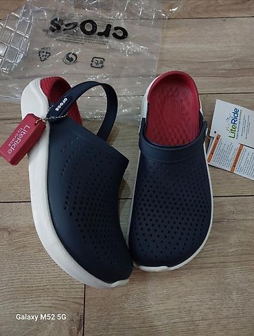 бир: Эркектердин сандалийи, 43, Crocs, Жаңы, түсү - Кара, Өзү алып кетүү — 2
