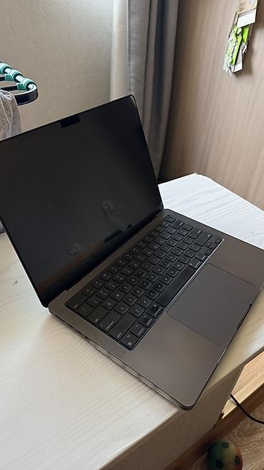 mac studio: Apple MacBook Pro 14 (цвет Space Gray). 1TB, 18gb cpu. 87% аккум — 6