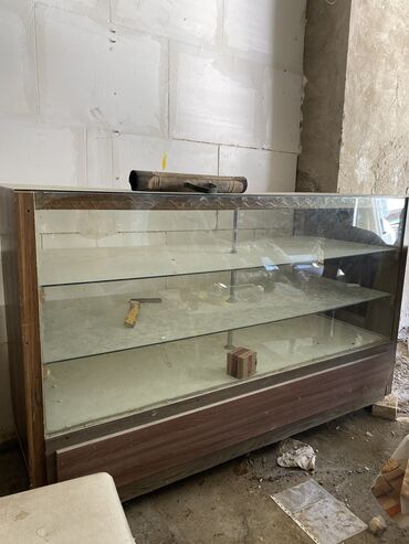 Digər mebel: Sirniyat vitrini 150 manat tecili satilir Gorunduyu kimidir unvan Aff lalafo.az -da Digər mebel: Sirniyat vitrini 150 manat tecili satilir Gorunduyu kimidir unvan Aff