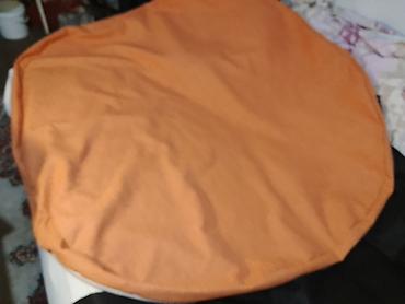 Jastuci: Jastucnice jastuci po 700 dinara dezen po zelji — 2