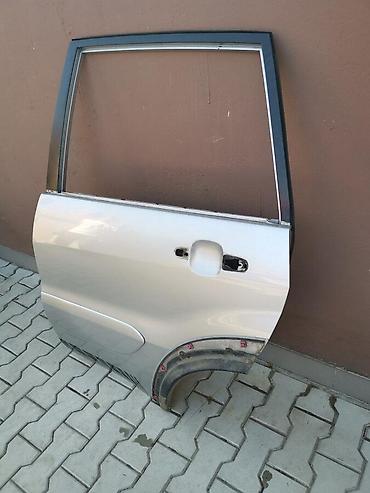 Bočna vrata: VRATA Z.L. ZA TOYOTA RAV 4 OD 2001. DO 2005. GOD — 2
