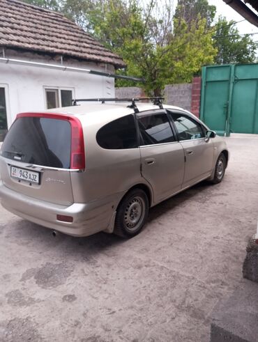 нова 2: Honda Stream: 2002 г., 2 л, Автомат, Бензин, Минивэн