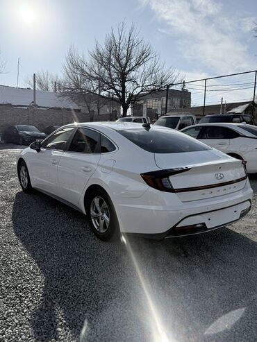 Hyundai: Hyundai Sonata: 2019 г., 2 л, Автомат, Газ, Седан — 2