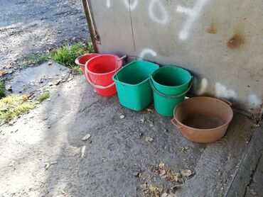 Другие емкости: Вёдра(3шт)+тазы эмалиров. в отличном — 15