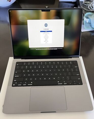 наушник для компьютера: Ноутбук, Apple, 16 ГБ ОЗУ, Apple M2 Pro, 14 ", Для работы, учебы, память SSD