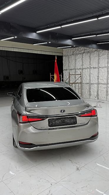 Lexus: Lexus ES: 2019 г., 2.5 л, Автомат, Гибрид, Седан — 2