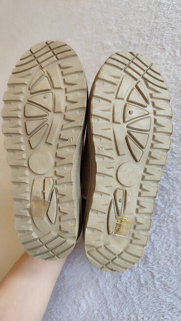 Ugg obuća: Ugg čizme, bоја - Bež, 39 — 11