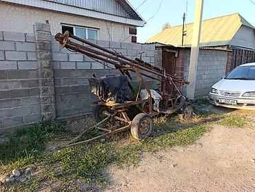 Передвижная буровая установка самодельной конструкции на колесном at lalafo.kg Передвижная буровая установка самодельной конструкции на колесном