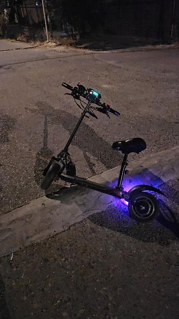 Elektrikli samokatlar: İşlənmiş Elektrik samokat 10", 501 - 750 Vt, 36 - 45 km/s, Ünvandan götürmə — 5