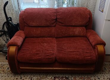Раскладные диваны: Продам б/у диван раздвижной в хорошем состоянии! прошу 5т сом мини