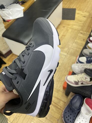 Кроссовки и спортивная обувь: Мужские кроссовки, 41, Nike, Новый, Самовывоз, Бесплатная доставка, Платная доставка